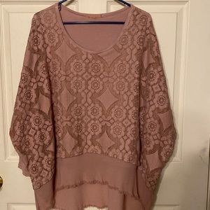 Do not wear this anymore and want someone else to enjoy it.